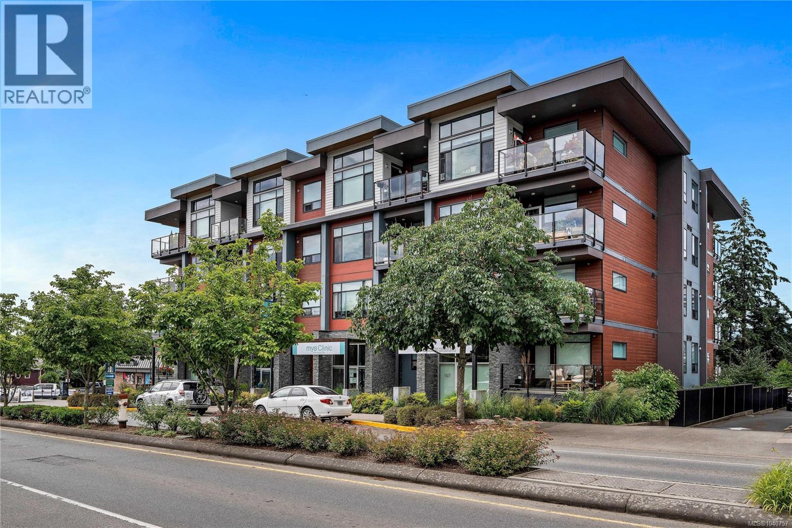 201 7162 West Saanich Rd