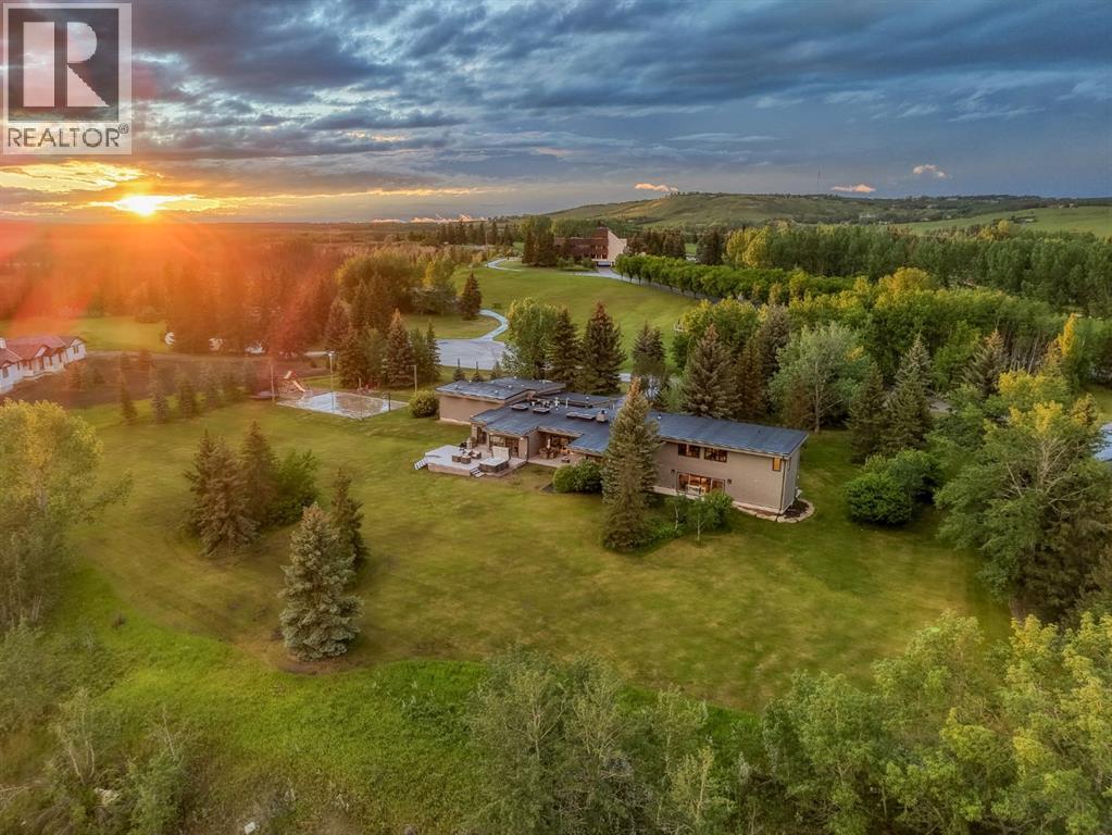 House for Sale in 183 Pinebrook Way SW|Rural Rocky View County, Alberta T3Z3K3