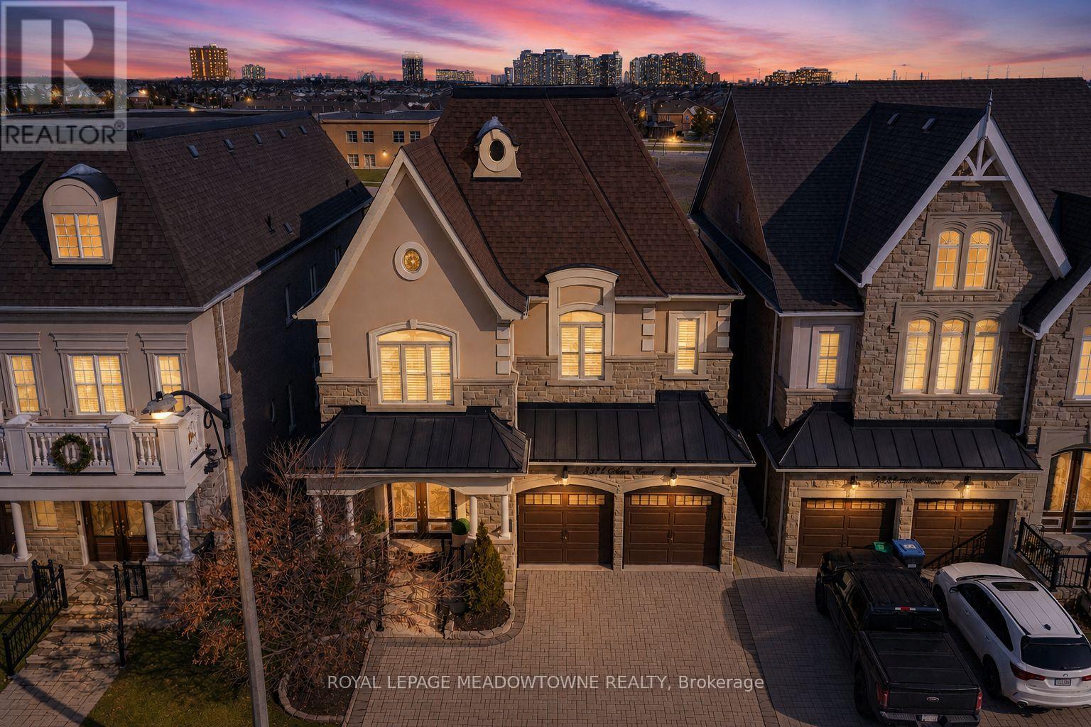 5221 ADOBE COURT