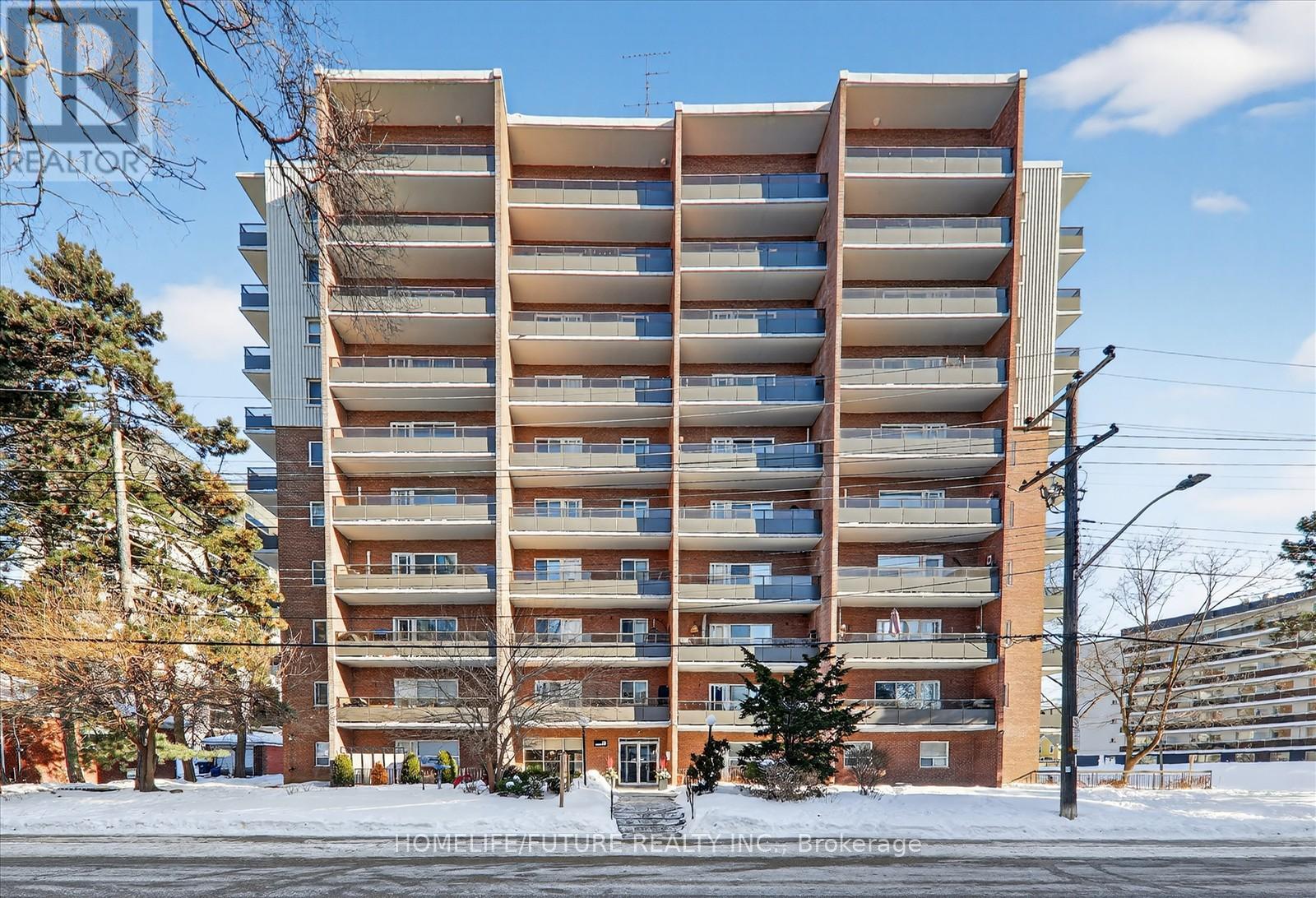 704 - 15 ELIZABETH STREET N, Mississauga (Port Credit), Ontario L5G2Z3