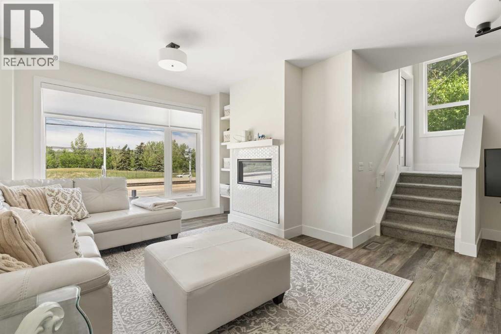 Row / Townhouse for Sale in 2851 12 Avenue SW|Calgary, Alberta T3C3Y7