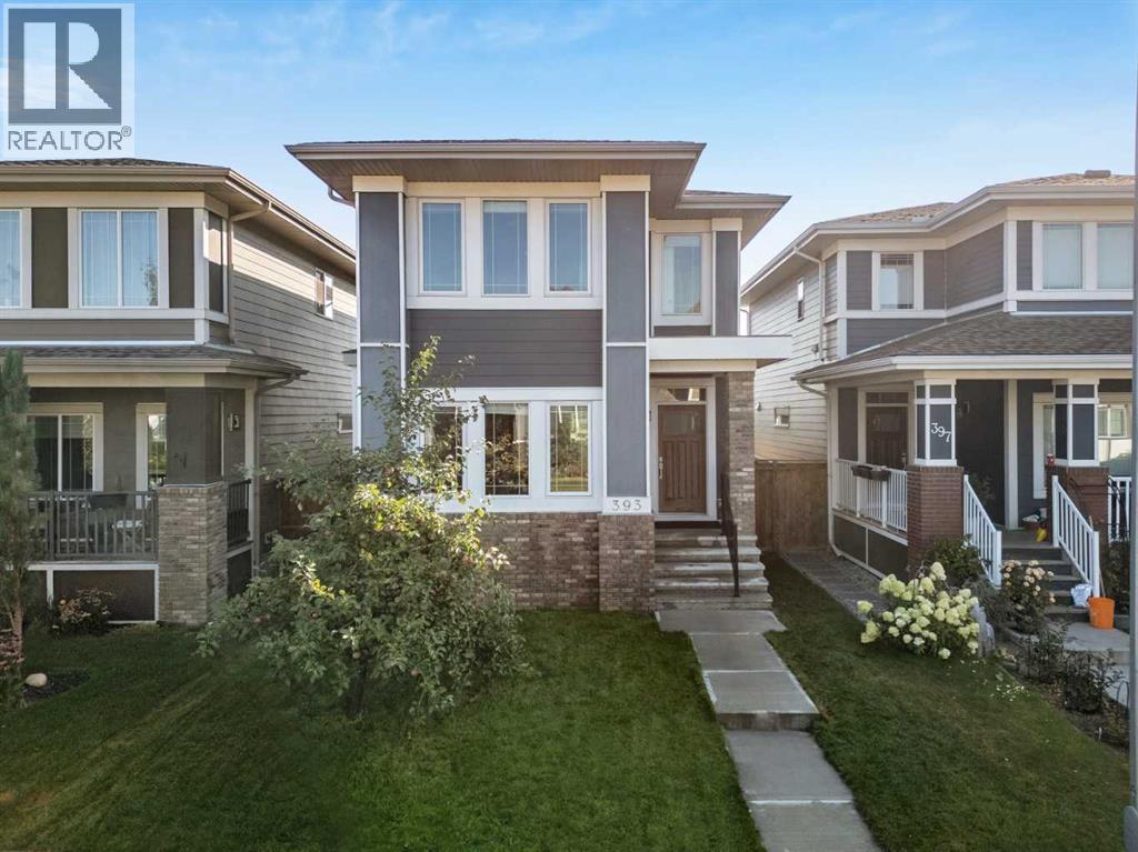 House for Sale in 393 Marquis Heights SE|Calgary, Alberta T3M2A7