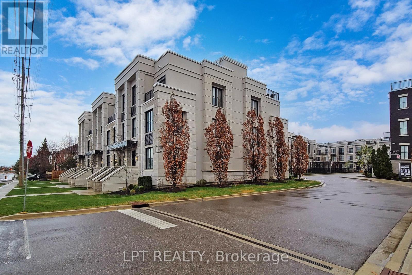 Row / Townhouse for Sale in 110 - 1180 CAWTHRA ROAD|Mississauga (Mineola), Ontario L5G0A5 4