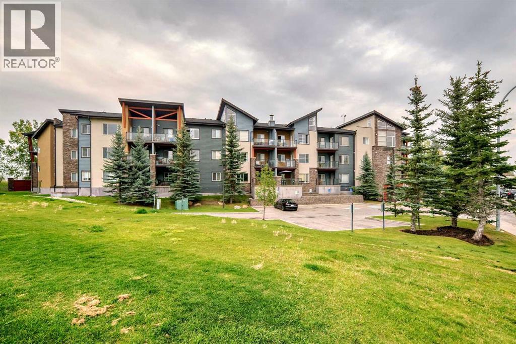 Apartment for Sale in 211, 3950 46 Avenue NW|Calgary, Alberta T3A0P9