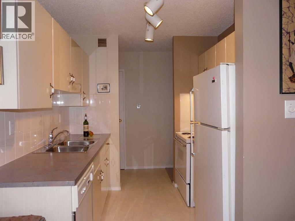 Apartment for Sale in 482, 8948 Elbow Drive SW|Calgary, Alberta T2V0H9 4