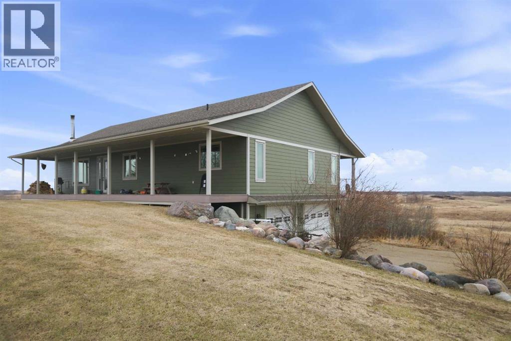 For sale: 19472 Township Road 355, Big Valley, Alberta T0J0J0