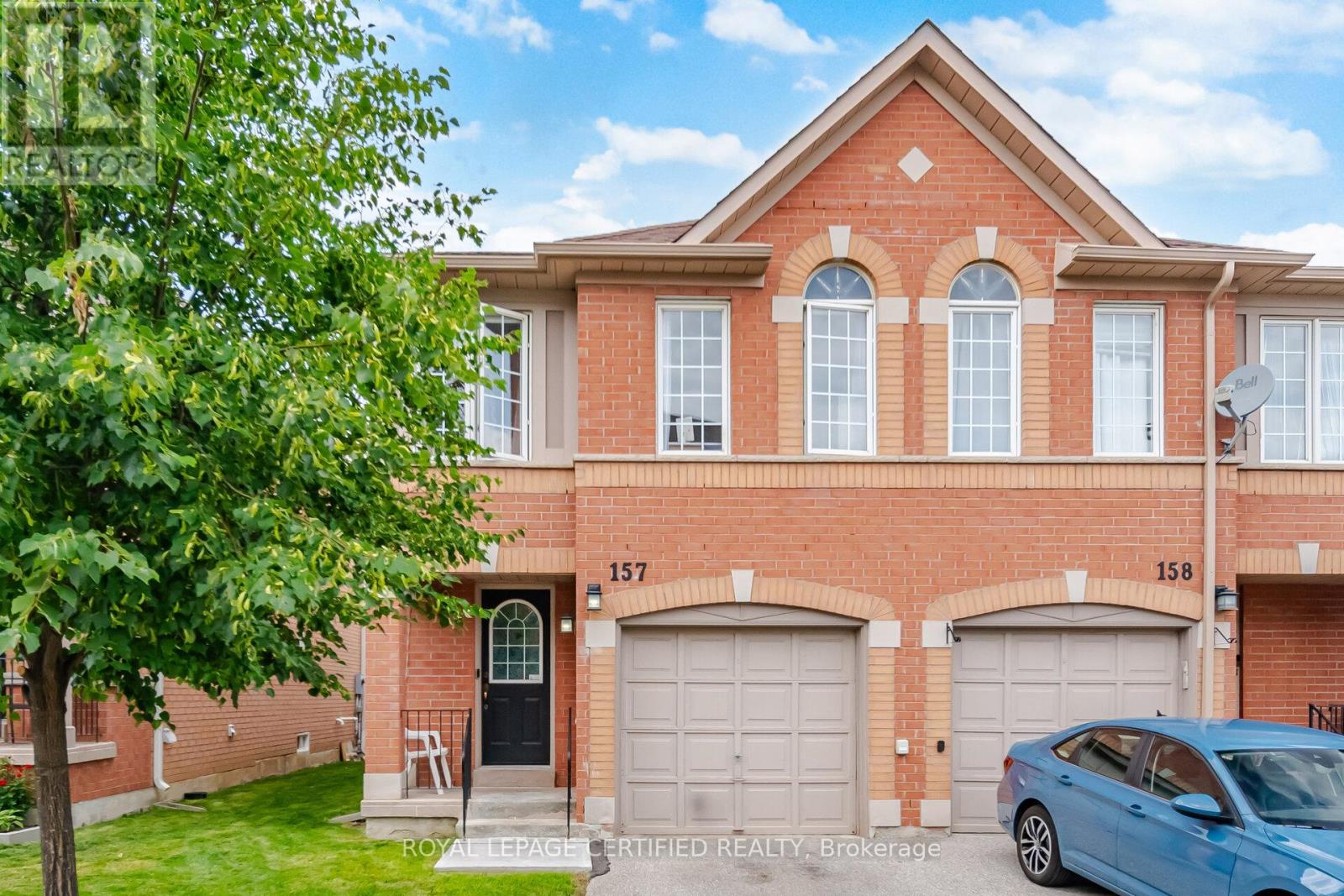 Row / Townhouse for Sale in 157 - 5030 HEATHERLEIGH AVENUE|Mississauga (East Credit), Ontario L5V2G7
