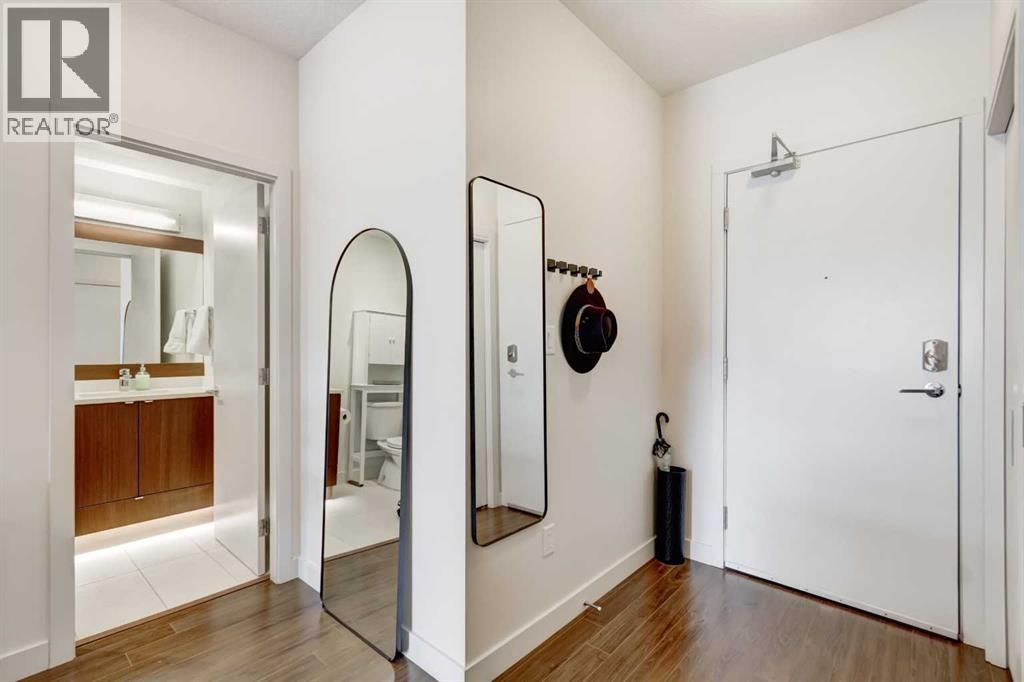 Apartment for Sale in 214, 323 20 Avenue SW|Calgary, Alberta T2S2G5 3