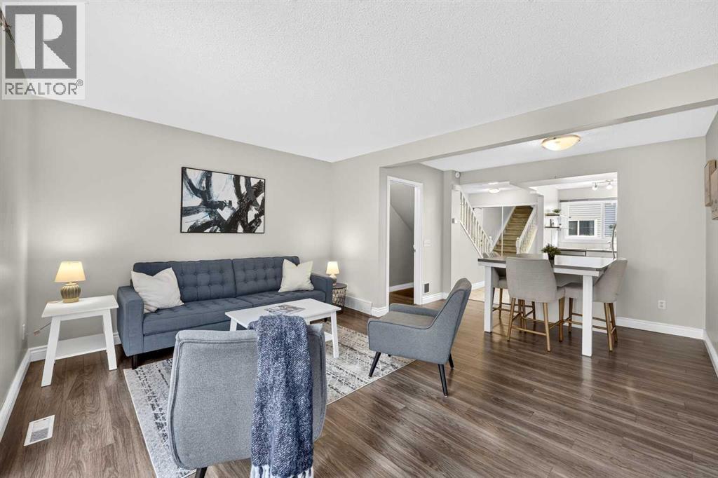 Row / Townhouse for Sale in 22, 4810 40 Avenue SW|Calgary, Alberta T3E1E5 4