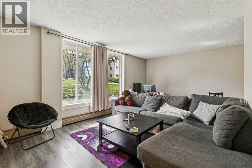 Apartment for Sale in 208, 315 Heritage Drive SE|Calgary, Alberta T2H1N2 2