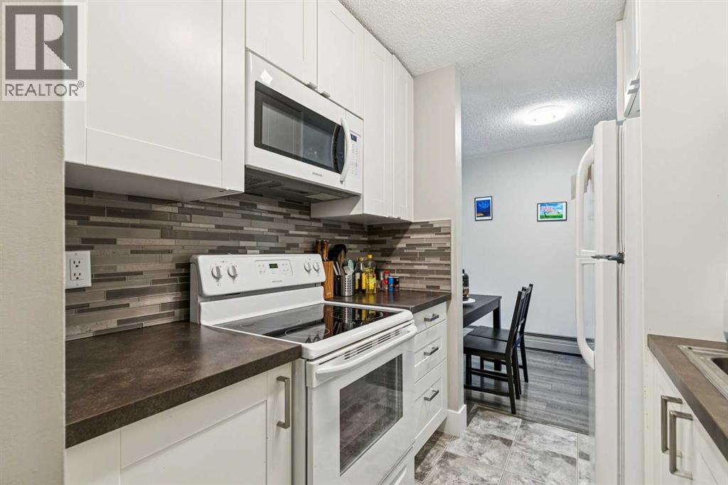 Apartment for Sale in 208, 315 Heritage Drive SE|Calgary, Alberta T2H1N2 5