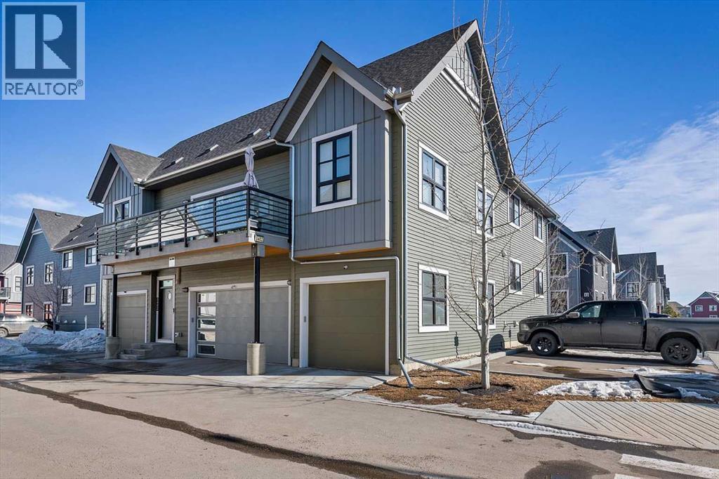 Row / Townhouse for Sale in 3401, 100 Walgrove Court SE|Calgary, Alberta T2X4N1