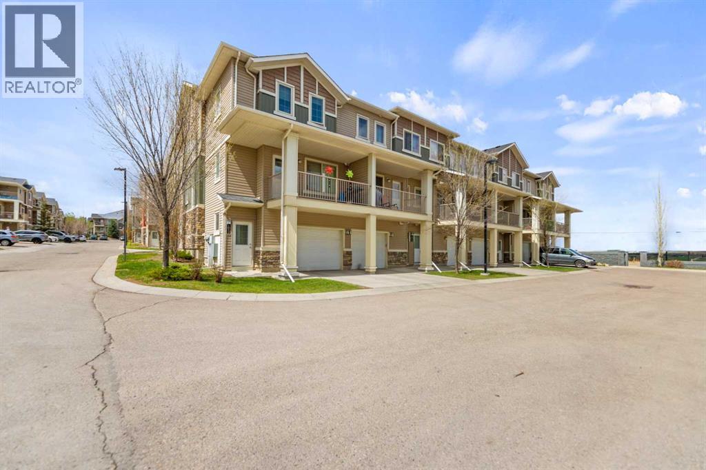 Row / Townhouse for Sale in 1010, 250 Sage Valley Road NW|Calgary, Alberta T3R0R6