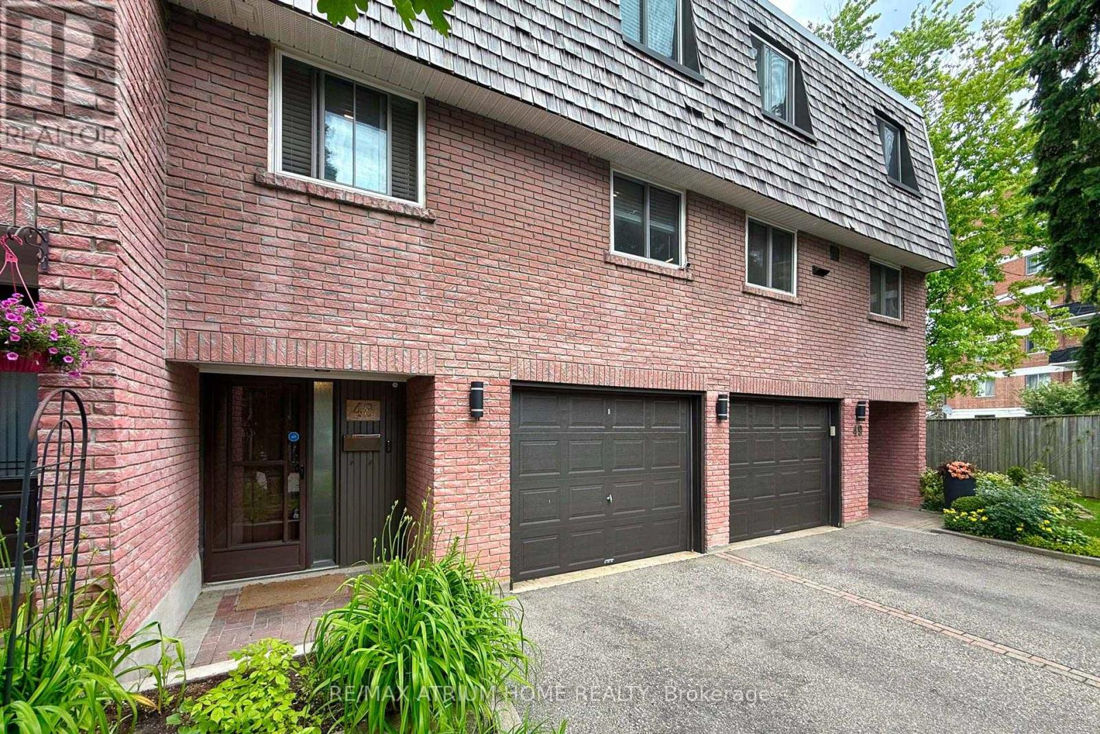 Row / Townhouse for Sale in 48 - 2145 SHEROBEE ROAD|Mississauga (Cooksville), Ontario L5A3G8 5
