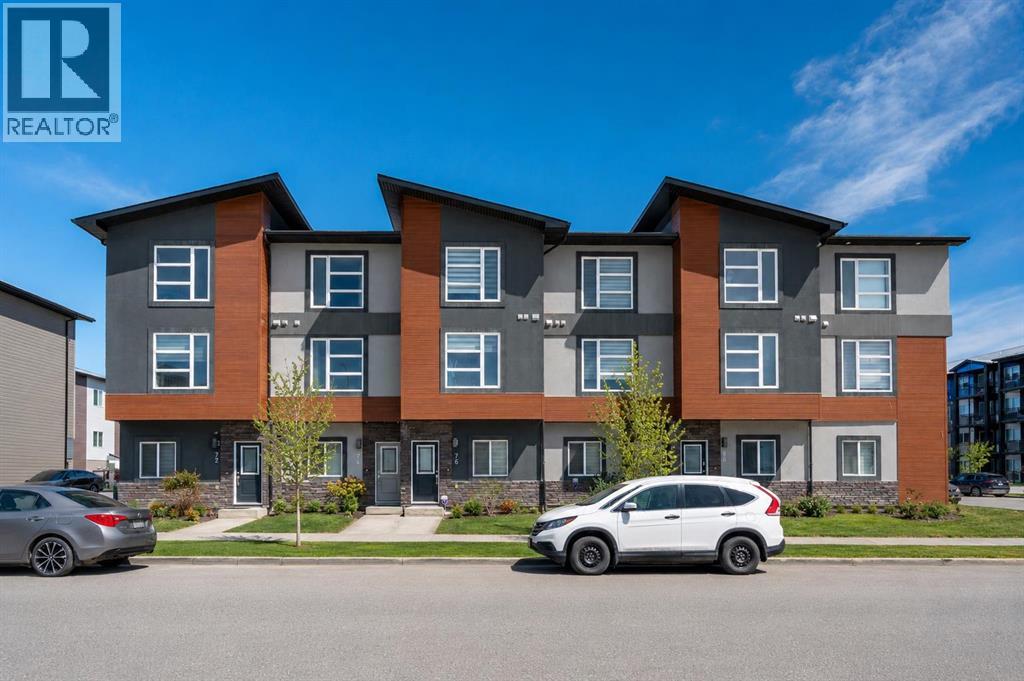 Row / Townhouse for Sale in 76 Skyview Link NE|Calgary, Alberta T3N1N6