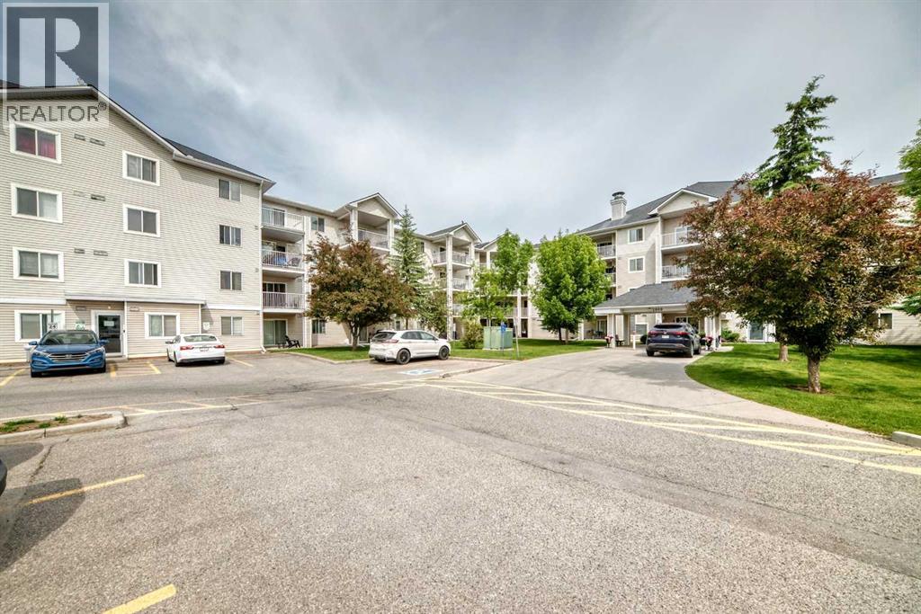 Apartment for Sale in 2222, 6224 17 Avenue SE|Calgary, Alberta T2A7X8 5