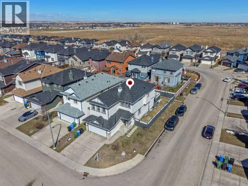 House for Sale in 149 Saddlecrest Green NE|Calgary, Alberta T3J5N3 2