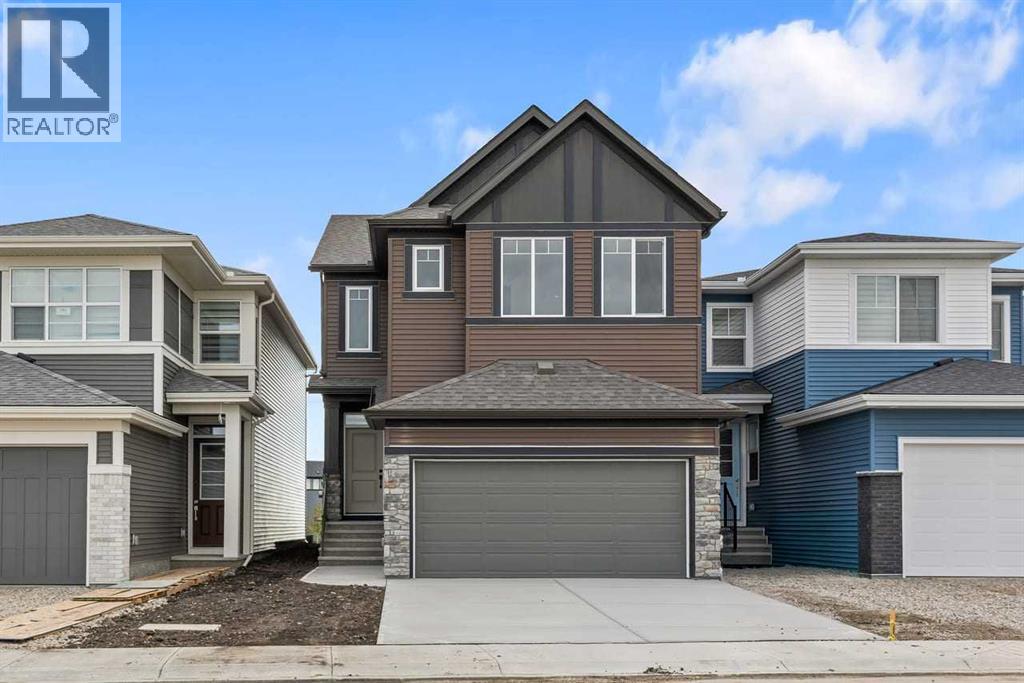 House for Sale in 138 Corner Glen Square NE|Calgary, Alberta T3N2S2