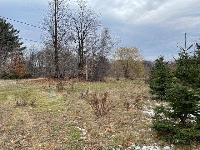 Av. Émery, Saint-Félix-de-Valois, Quebec J0K2M0