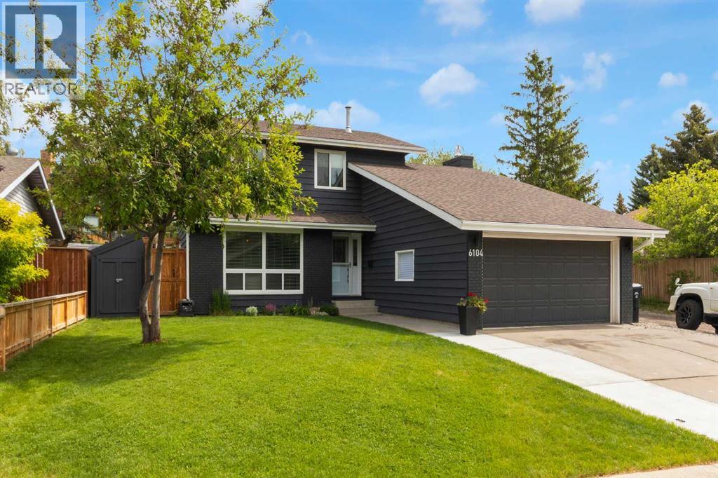House for Sale in 6104 Dalcastle Link|Calgary, Alberta T3A2P5 3