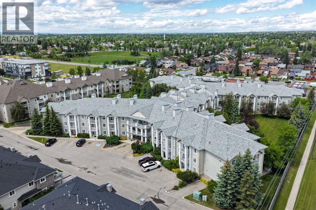 Apartment for Sale in 3129, 6818 Pinecliff Grove NE|Calgary, Alberta T1Y7L2