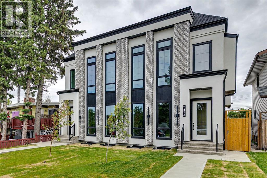 Duplex for Sale in 2810 38 Street SW|Calgary, Alberta T3E3G2 2