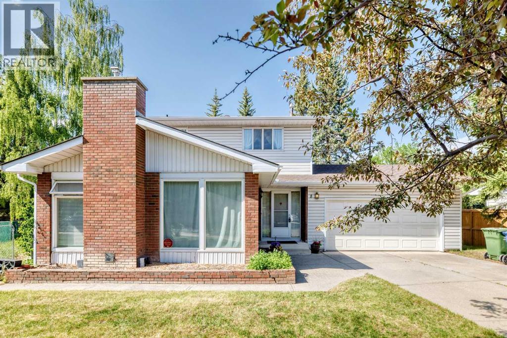 House for Sale in 8 Varsdale Place NW|Calgary, Alberta T3A0G7