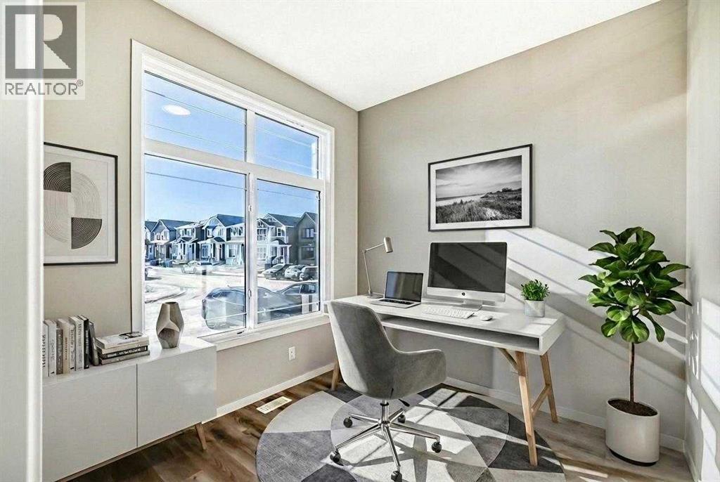 House for Sale in 77 Mercado Landing SE|Calgary, Alberta T3M4C4 4