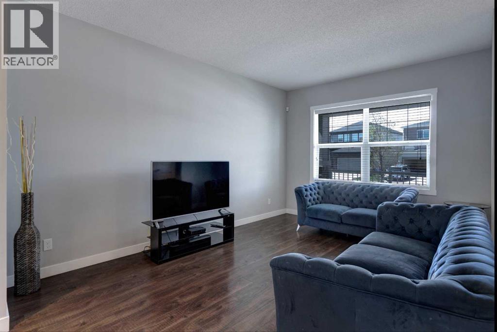 House for Sale in 133 Legacy Glen Way SE|Calgary, Alberta T2X4G6 4