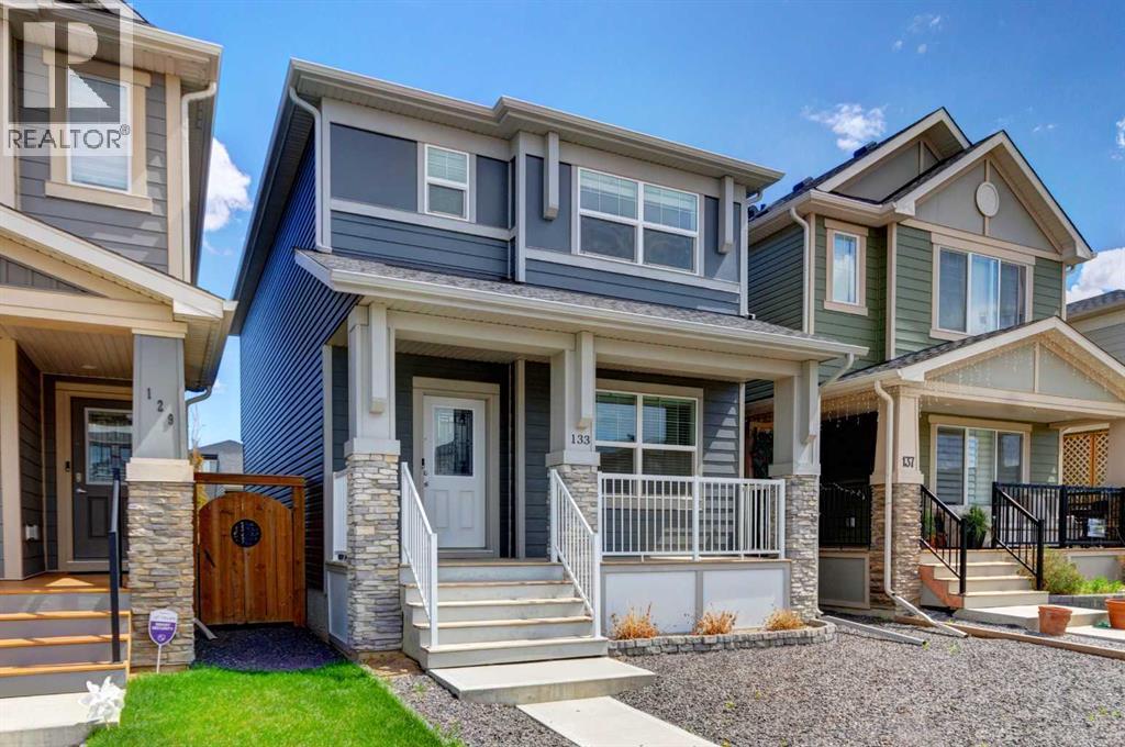 House for Sale in 133 Legacy Glen Way SE|Calgary, Alberta T2X4G6 2