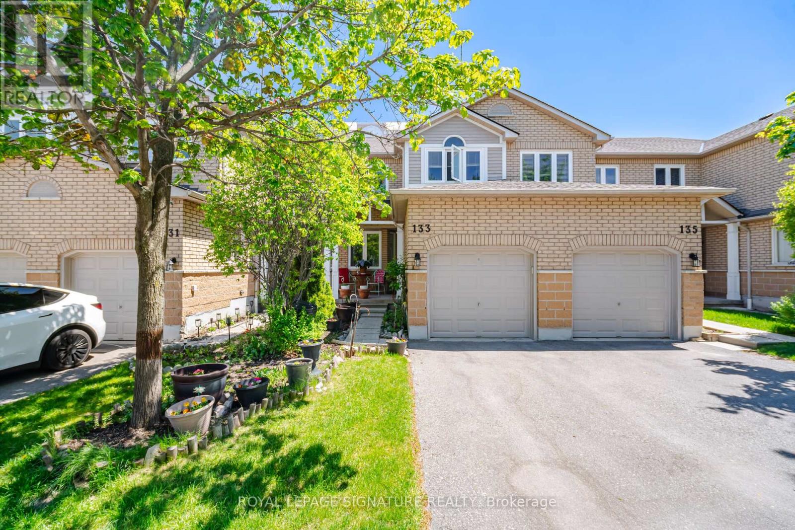Row / Townhouse for Sale in 133 - 833 SCOLLARD COURT|Mississauga (East Credit), Ontario L5V2B4 3