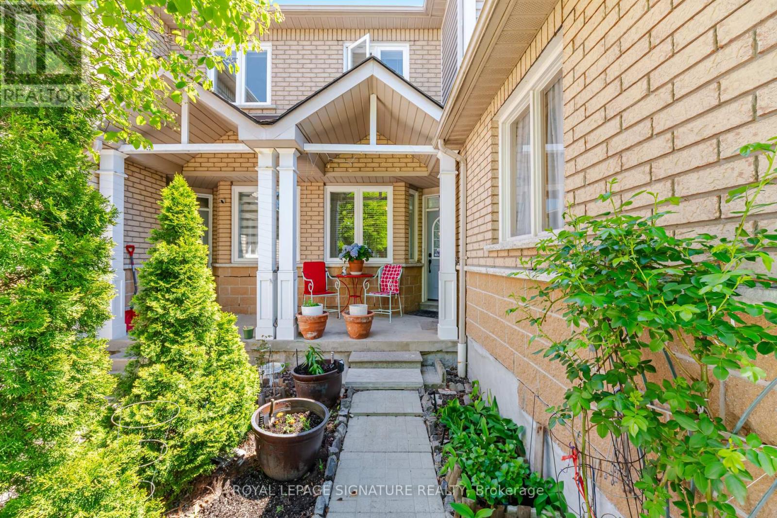 Row / Townhouse for Sale in 133 - 833 SCOLLARD COURT|Mississauga (East Credit), Ontario L5V2B4 4