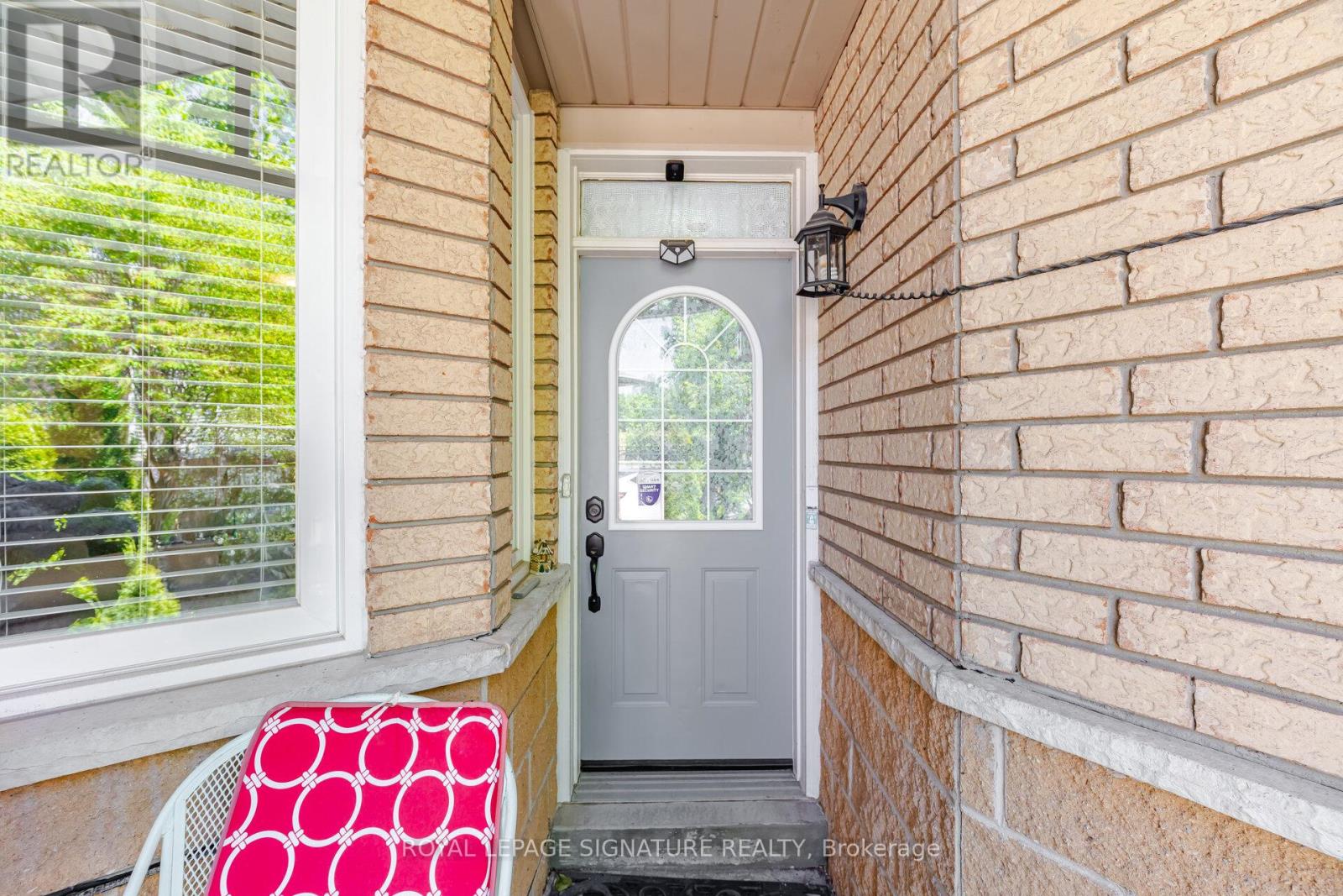 Row / Townhouse for Sale in 133 - 833 SCOLLARD COURT|Mississauga (East Credit), Ontario L5V2B4 5