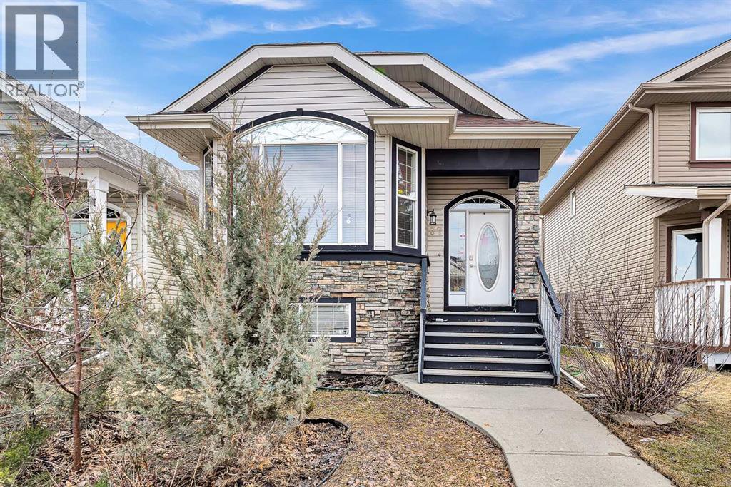 House for Sale in 37 Chaparral Ridge Link SE|Calgary, Alberta T2X3M7 2