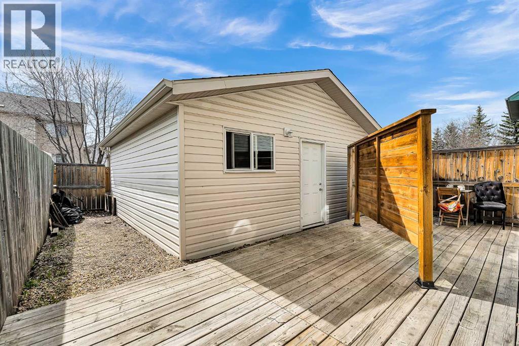 House for Sale in 37 Chaparral Ridge Link SE|Calgary, Alberta T2X3M7 3