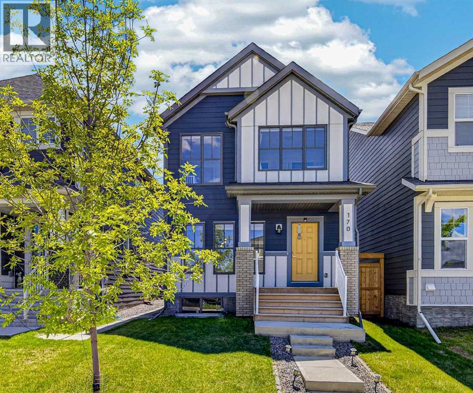 House for Sale in 170 Magnolia Square SE|Calgary, Alberta T3M2W5 2