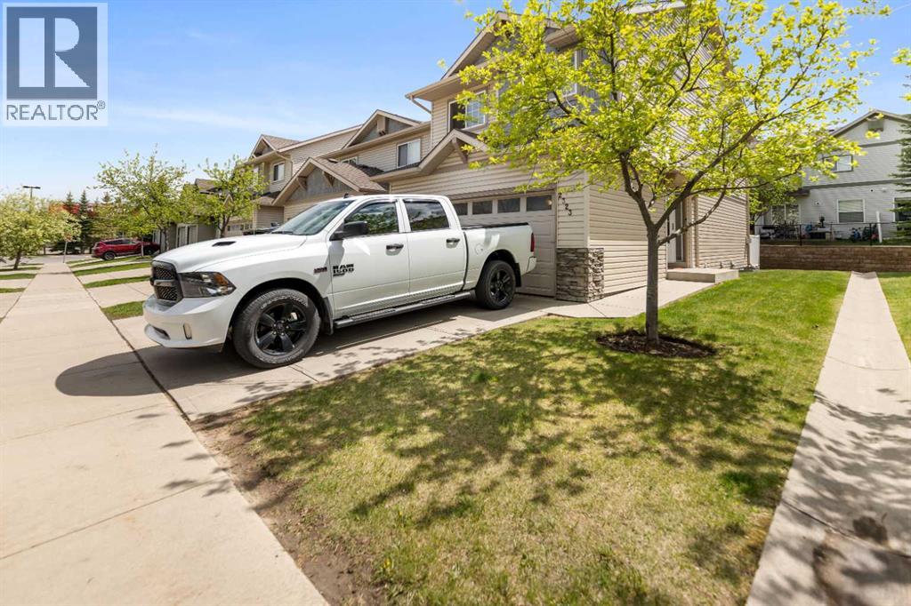 Row / Townhouse for Sale in 2323 Eversyde Avenue SW|Calgary, Alberta T2Y4S4