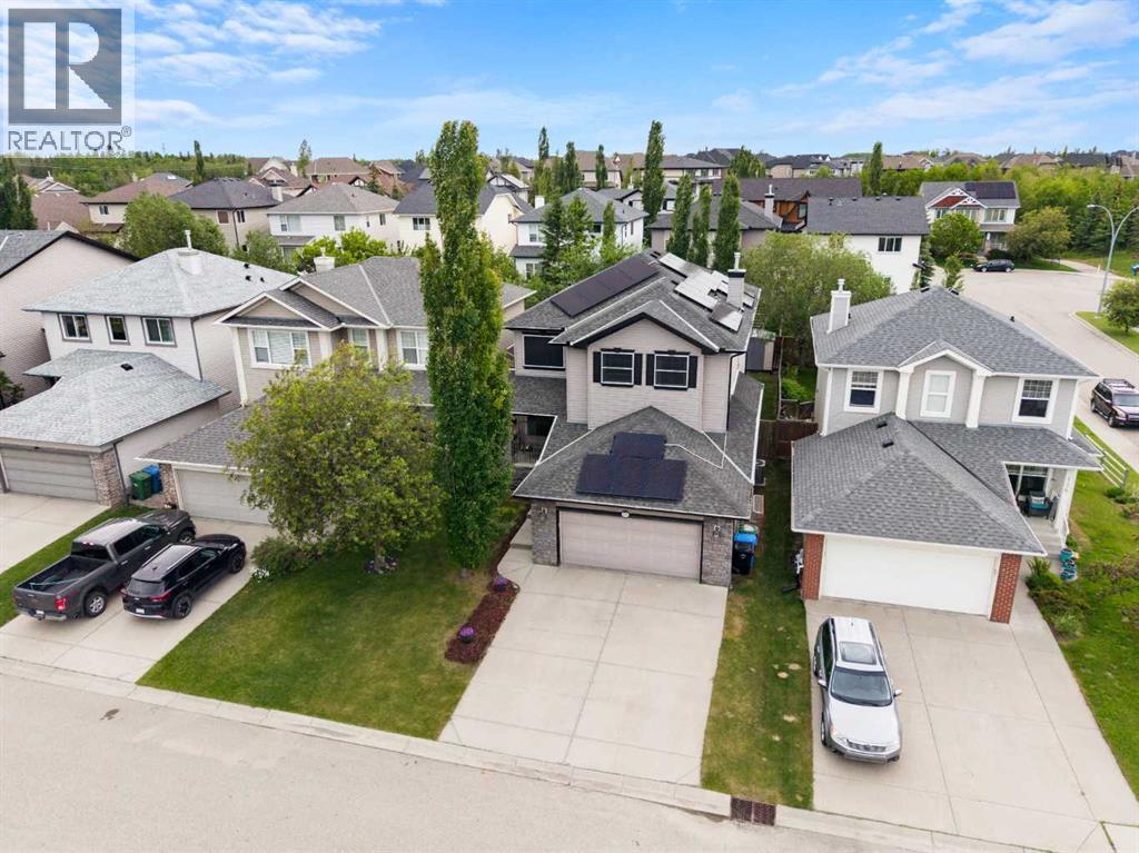 House for Sale in 134 Rockywood Circle NW|Calgary, Alberta T3G5W1