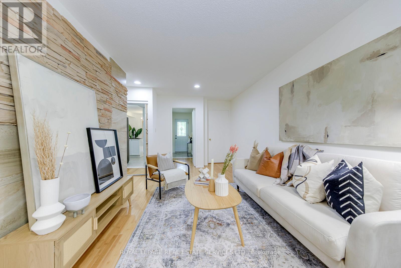 Row / Townhouse for Sale in 78 - 6950 TENTH LINE W|Mississauga (Lisgar), Ontario L5N6Y1 4