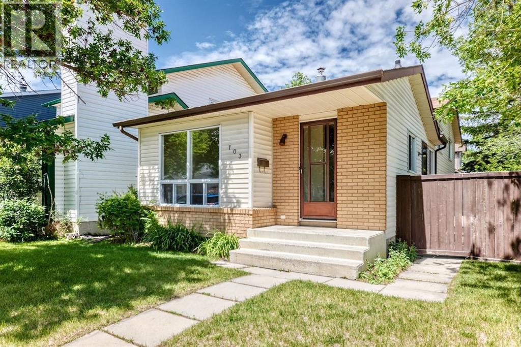 House for Sale in 103 Rivervalley Crescent SE|Calgary, Alberta T2C3K4