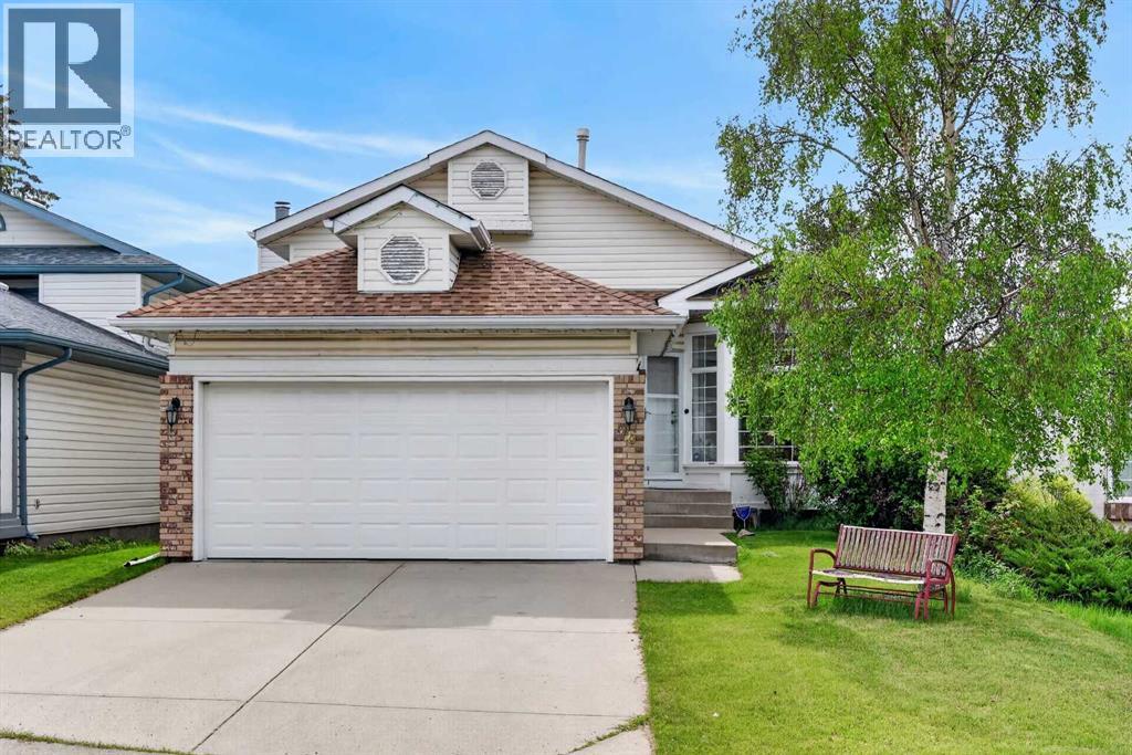 House for Sale in 76 Hawkmount Close NW|Calgary, Alberta T3G3Z5