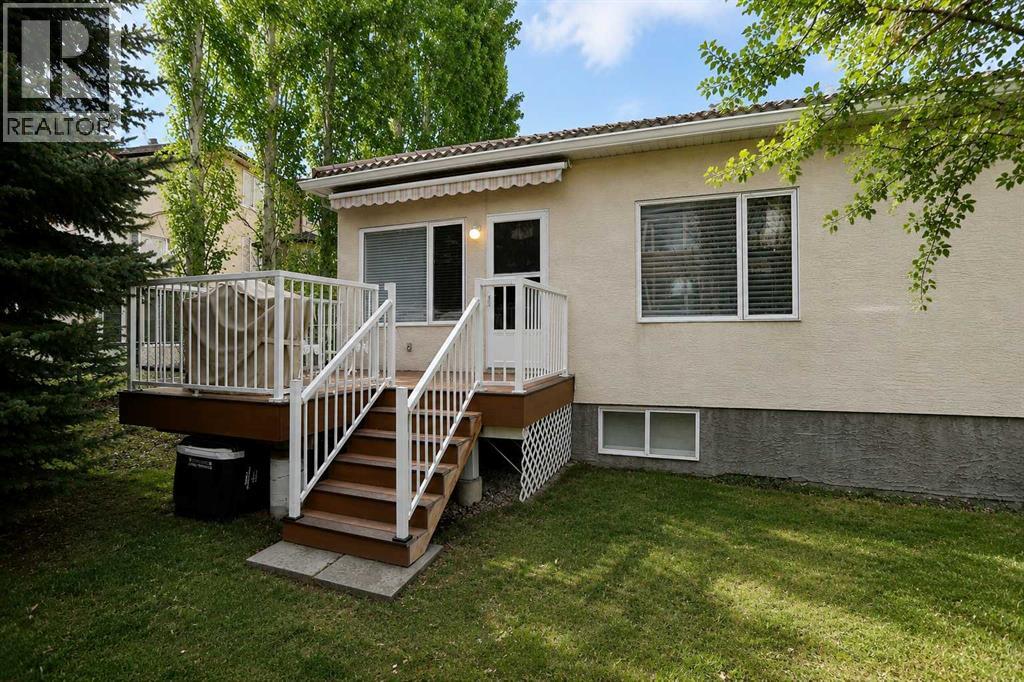 Duplex for Sale in 13 Scimitar Heath NW|Calgary, Alberta T3L2E1 4