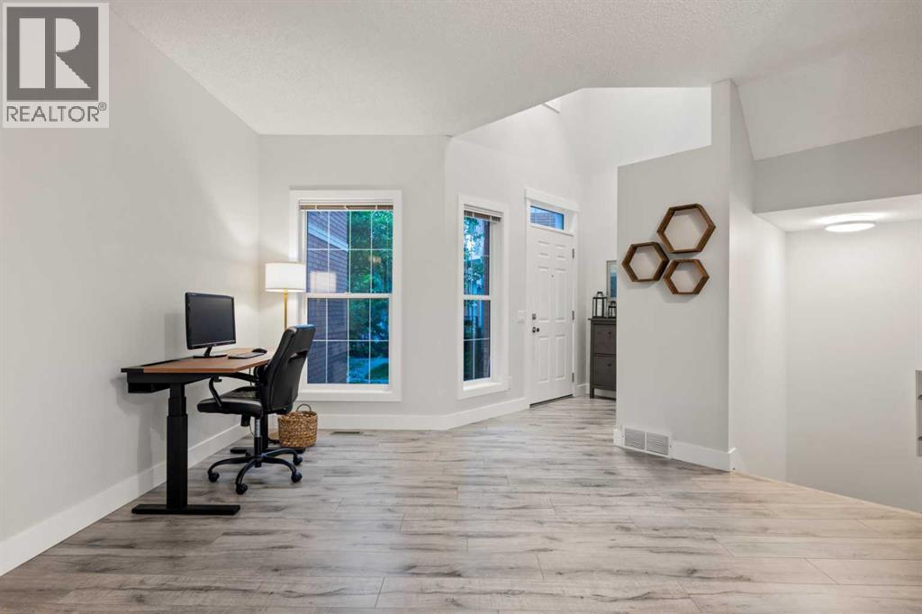 Row / Townhouse for Sale in 76 Inverness Square SE|Calgary, Alberta T2Z2Z2 5