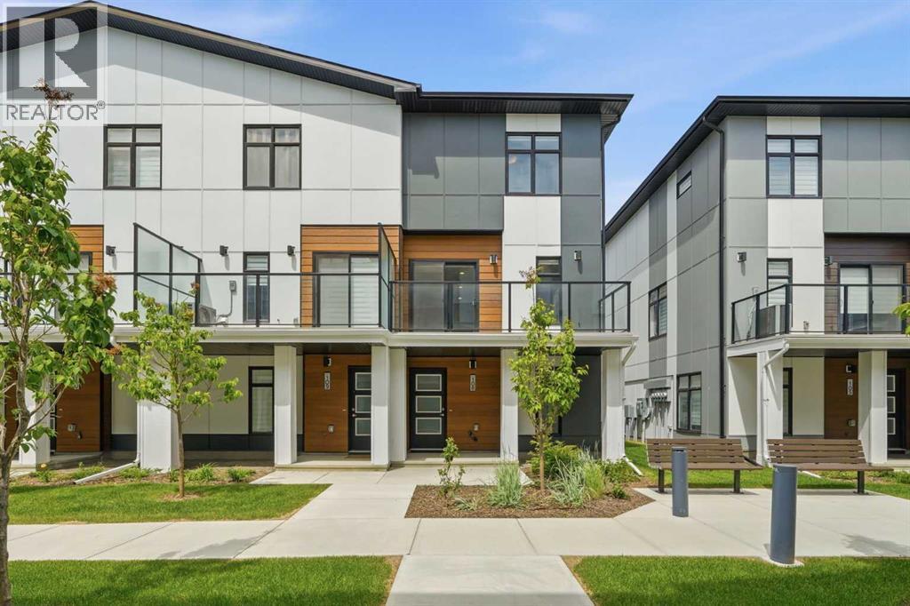 Row / Townhouse for Sale in 108, 8235 8 Avenue SW|Calgary, Alberta T3H6H2
