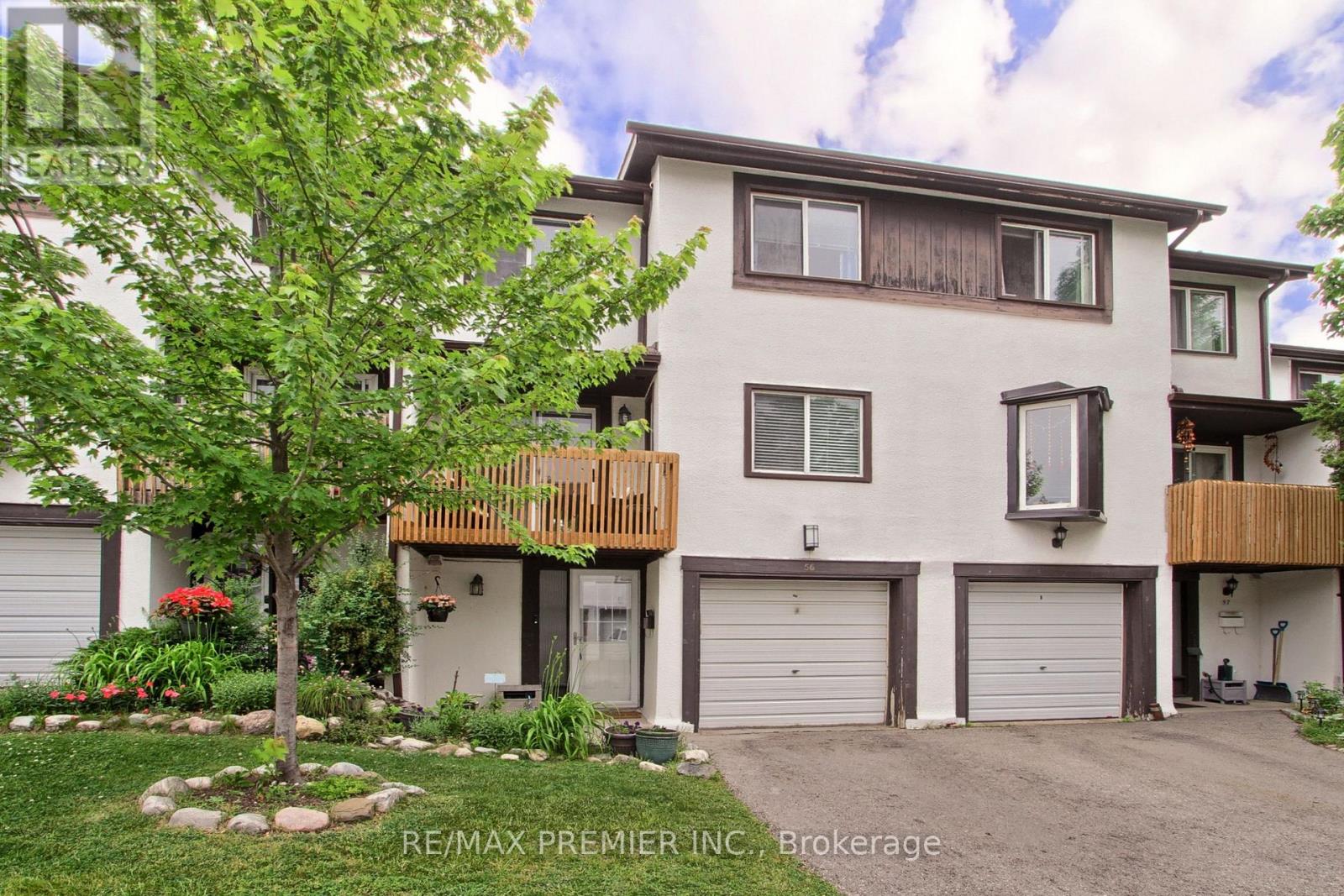 Row / Townhouse for Sale in 56 - 2651 AQUITAINE AVENUE|Mississauga (Meadowvale), Ontario L5N1V5