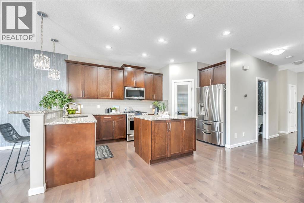 House for Sale in 31 Mahogany Way SE|Calgary, Alberta T3M1N4 4