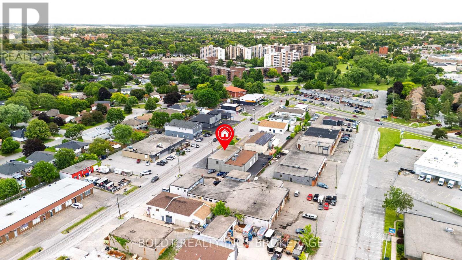 For rent: #13 LOWER UNIT - 13-15 SECORD DRIVE, St. Catharines
