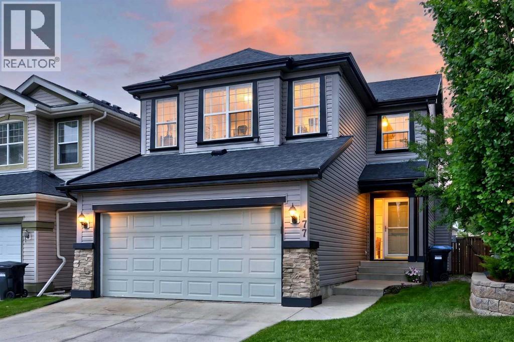 House for Sale in 177 Covehaven Gardens NE|Calgary, Alberta T3K6A2