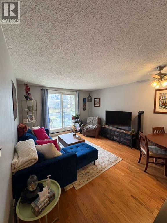 Apartment for Sale in 201, 1808 18 Street SW|Calgary, Alberta T2T4T2