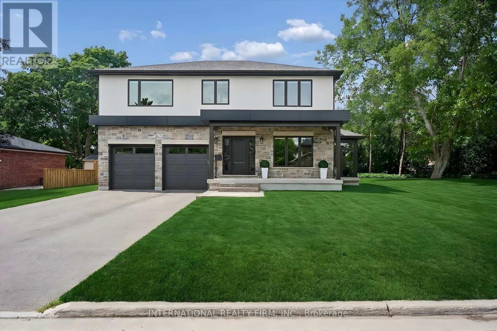 For sale: 2423 RAYMORE DRIVE, Burlington (Brant), Ontario L7R2B4 ...